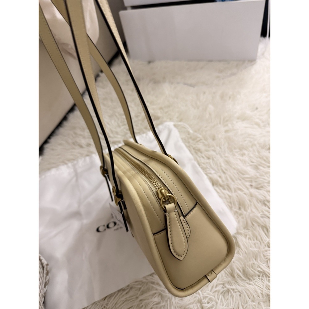 COACH Swing Zip Buckle Detail Satchel Bag in Moon Light Retail $395 - Picture 8 of 9